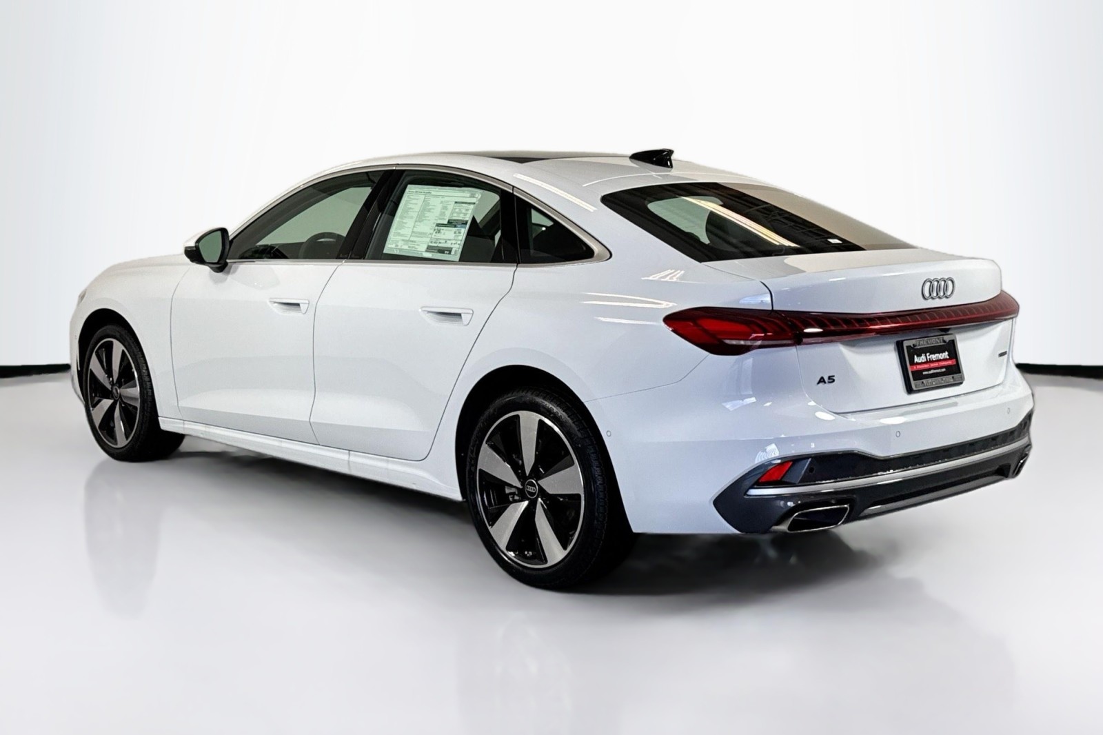 New 2025 Glacier White Metallic Audi Premium Plus 2.0 TFSI quattro image 7