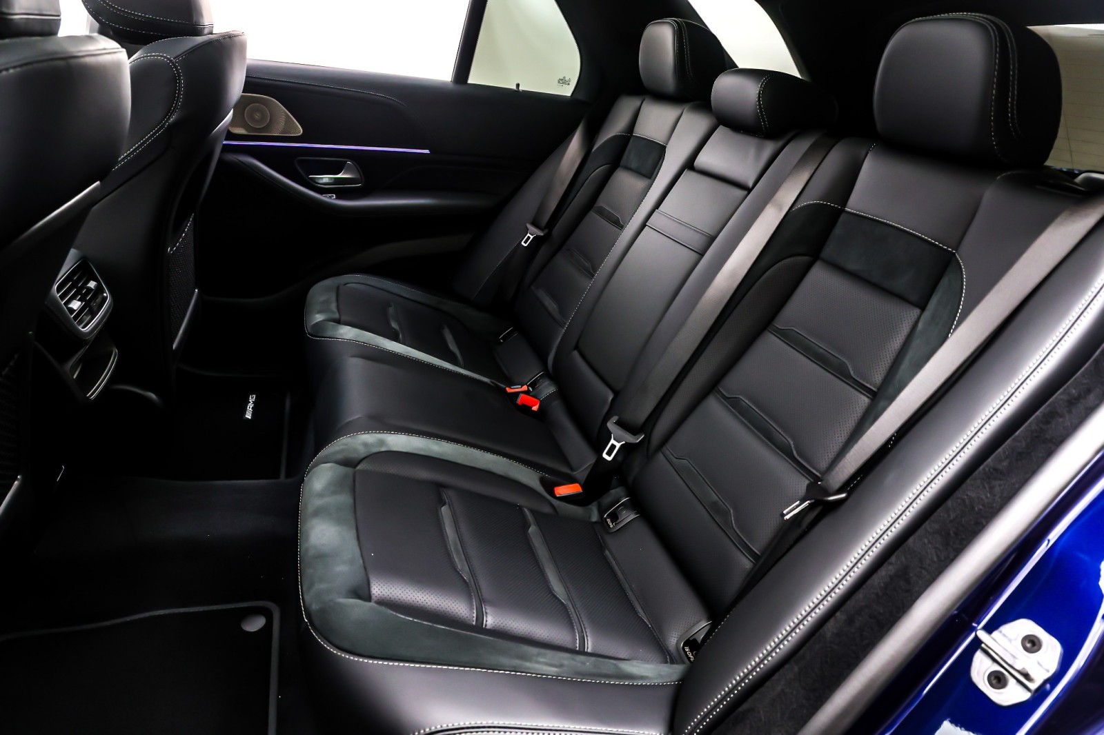 New 2026 MANUFAKTUR MYSTIC BL Mercedes-Benz AMG® GLE 53 image 8