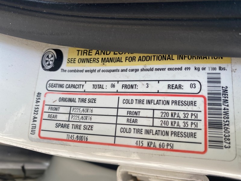 2005 Mercury Grand Marquis GS LOW MILES 49,348 in , 