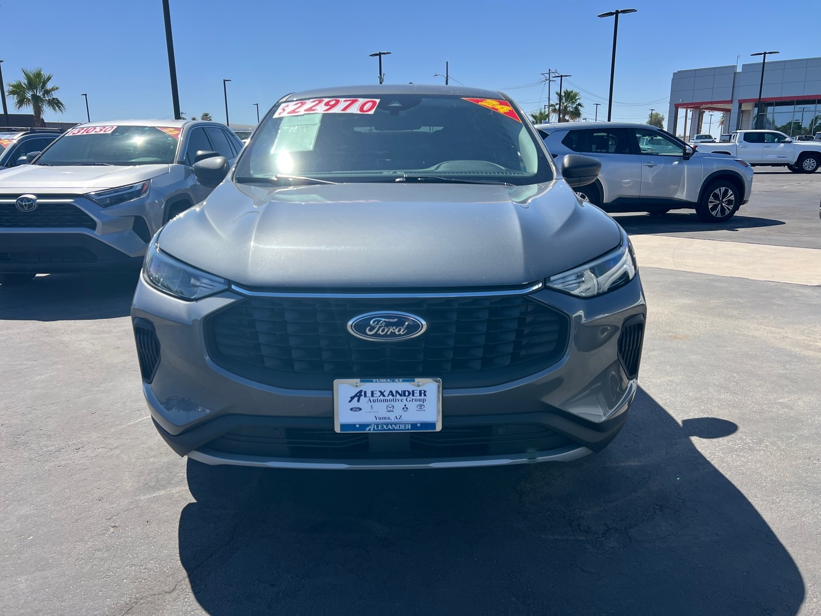 View vehicle photo 3