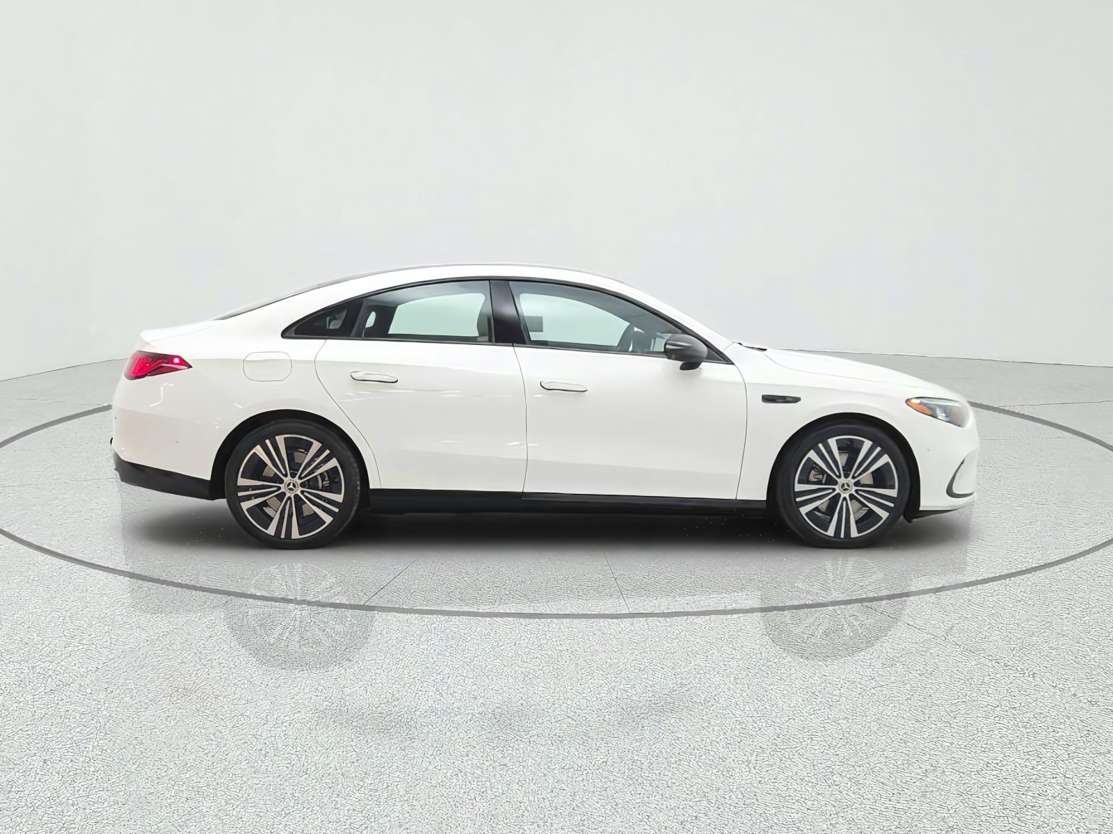 New 2027 Polar White Mercedes-Benz CLA 250+ Electric RWD image 4