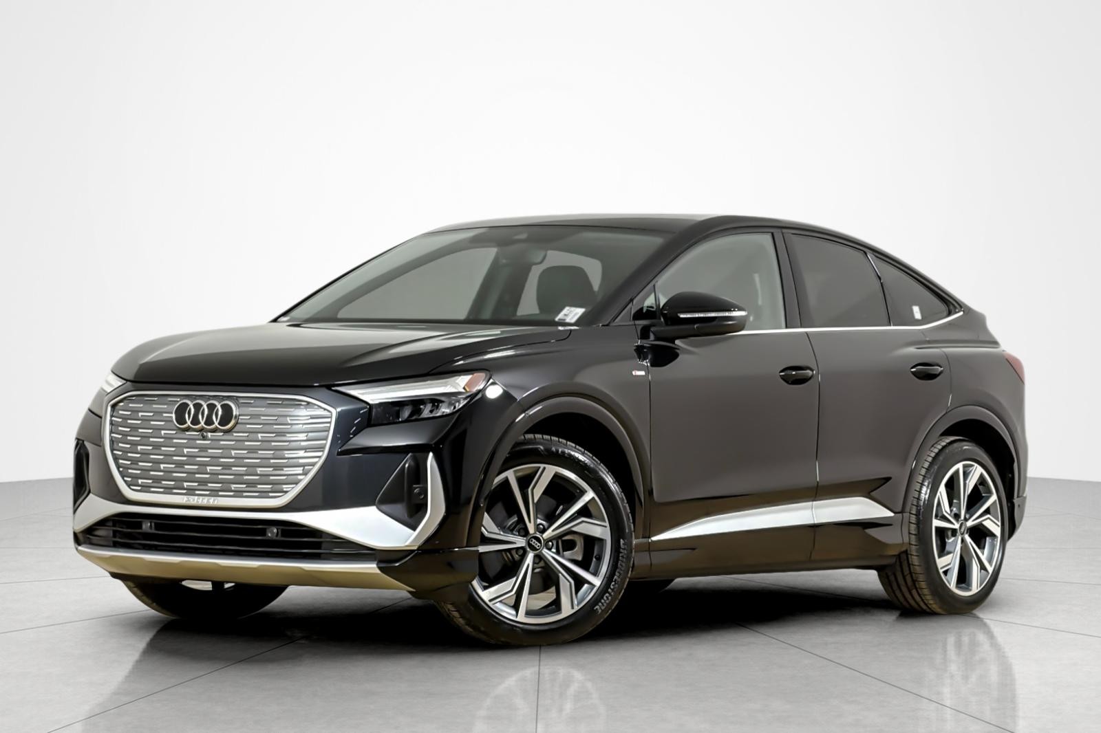 2024 Audi Q4 e-tron Sportback Premium Plus 55 quattro