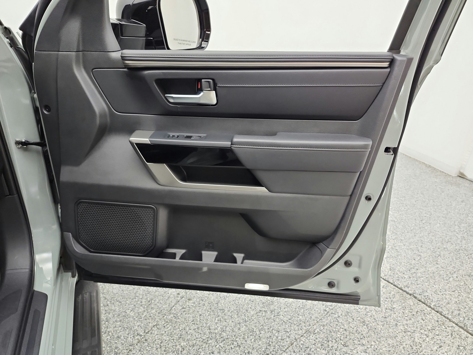 Used 2025 Lunar Rock Toyota Limited image 20
