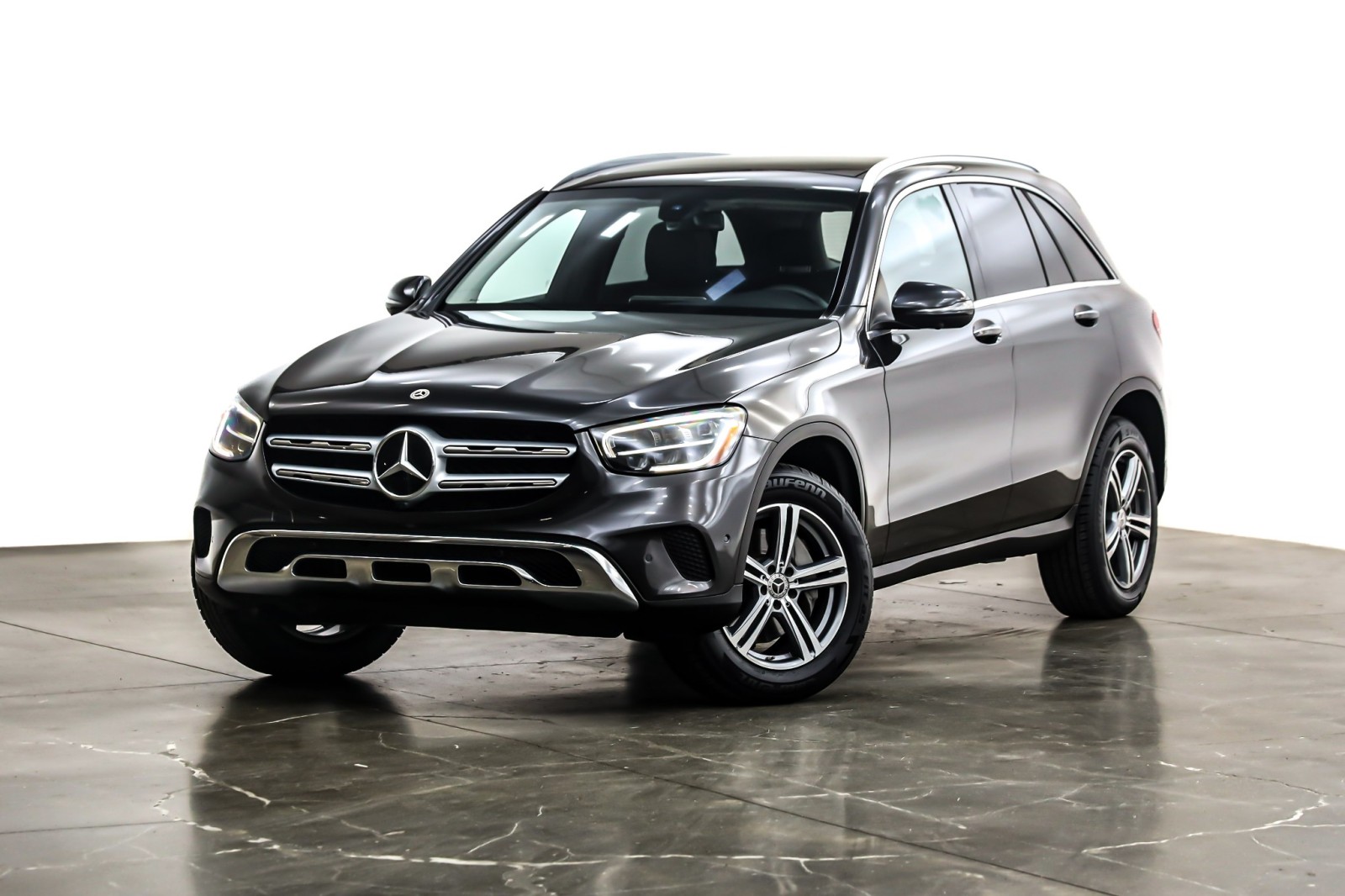 2021 Mercedes-Benz GLC GLC300's photo
