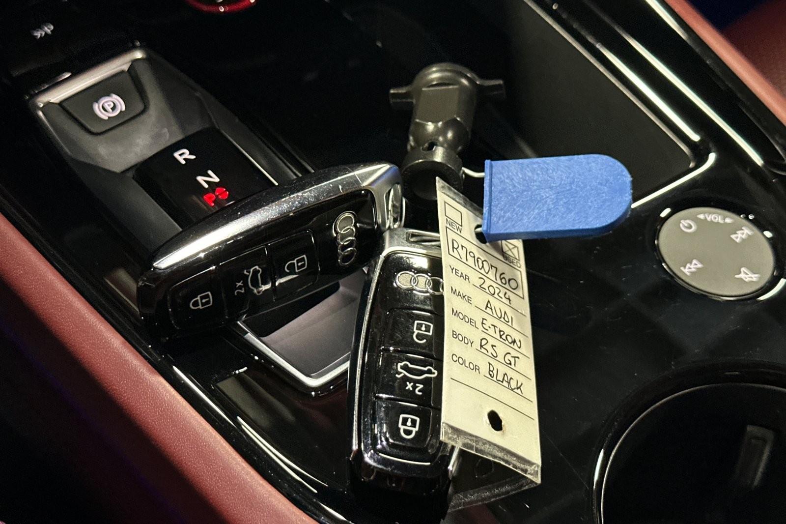 Certified Used 2024 Mythos Black Metallic Audi quattro image 23