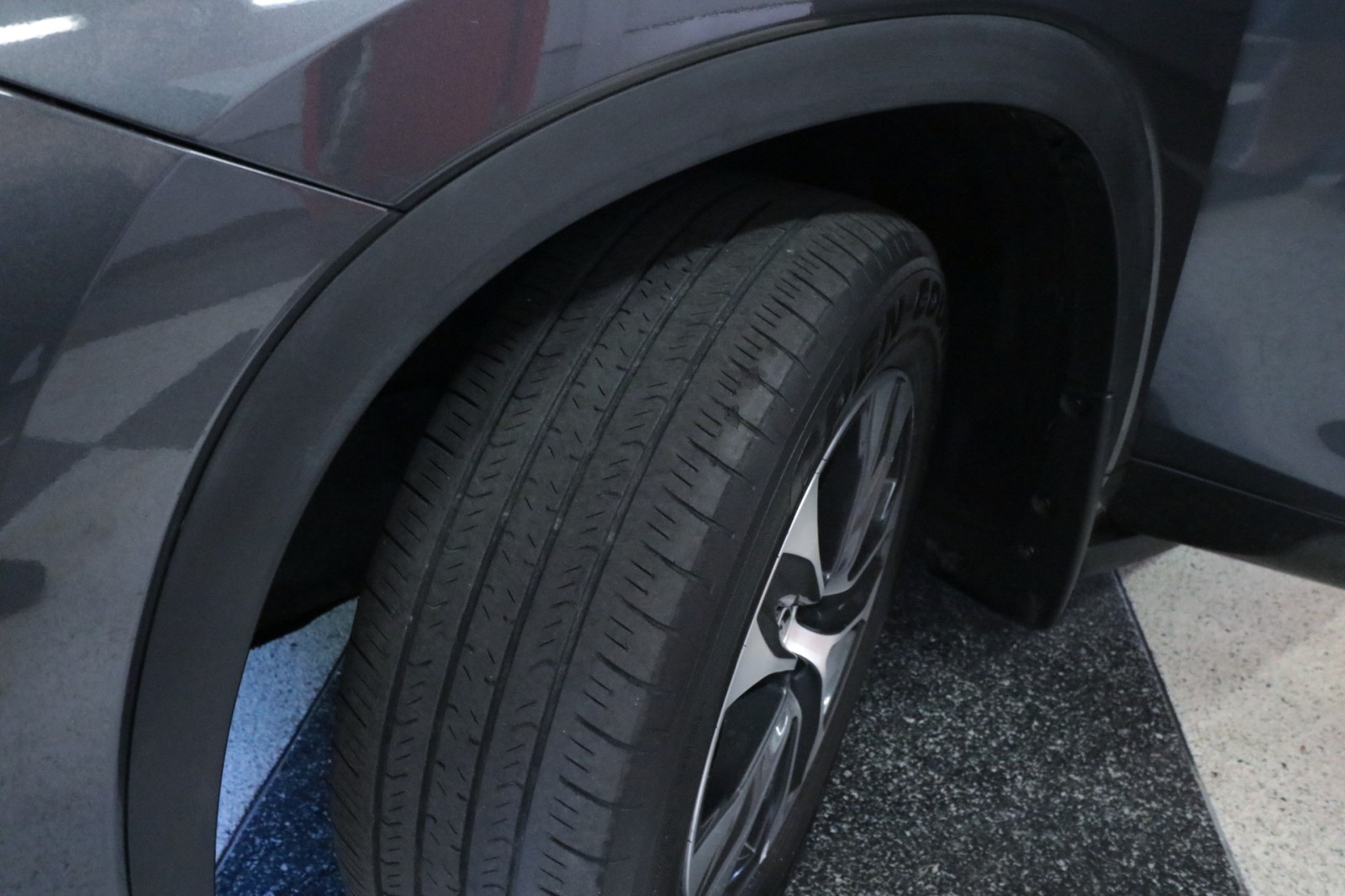 Used Car 2022 Toyota Highlander  Xle For Sale Under $35,000 In Austin, Texas