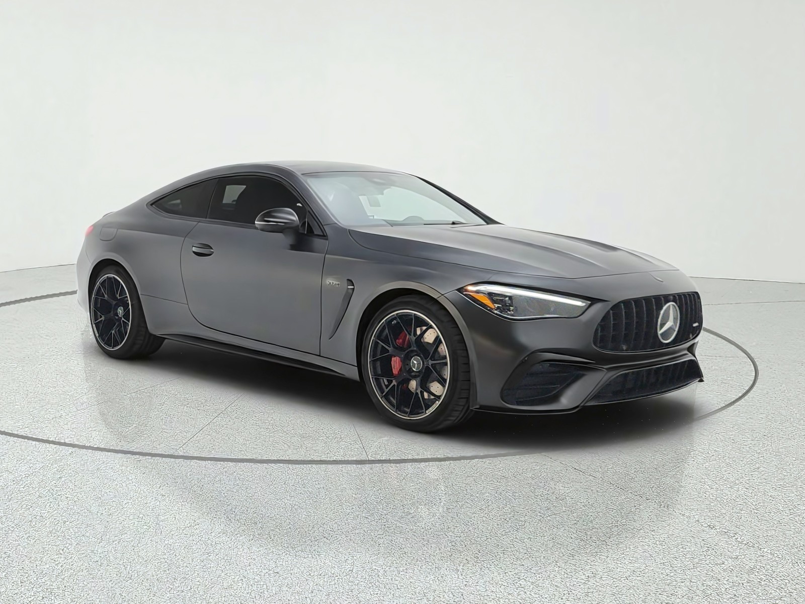 New 2027 MANUFAKTUR Graphite Grey Magno Mercedes-Benz AMG® CLE 53 4MATIC+ Coupe image 3