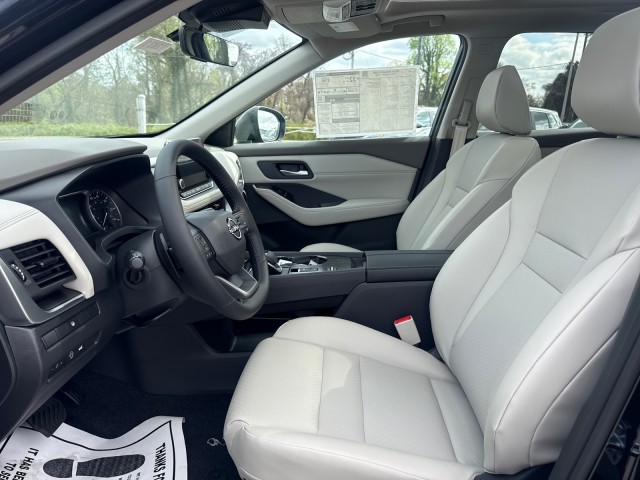 NissanRogue14