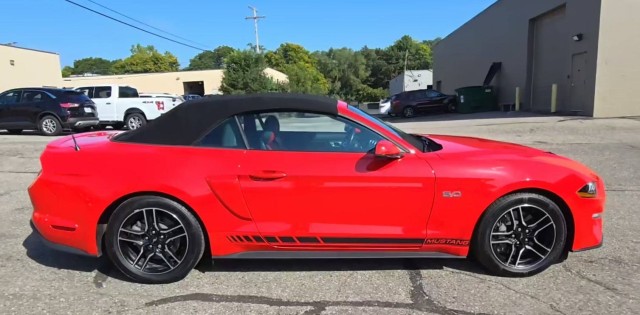 2020 Ford Mustang GT Premium 3