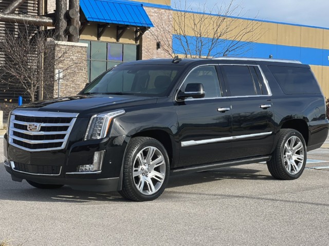 2018 Cadillac Escalade ESV Premium Luxury in CHESTERFIELD, Missouri