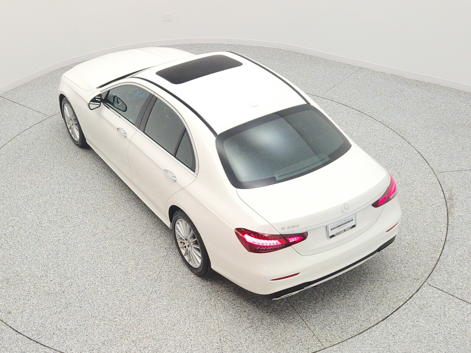 Used 2022 Polar White Mercedes-Benz E 350 RWD Sedan image 29