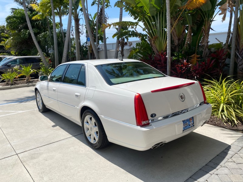 2006 Cadillac DTS LOW MILES 58,287 in , 