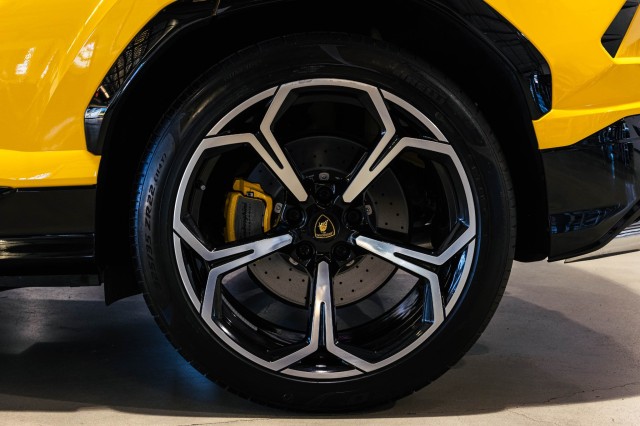 Used Car 2022 Lamborghini Urus  For Sale Under $230,000 In Boerne, Texas