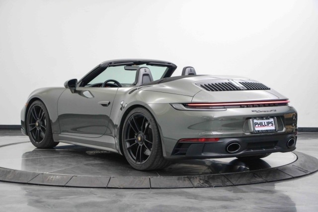 2022 Porsche 911 Carrera 4 GTS 3