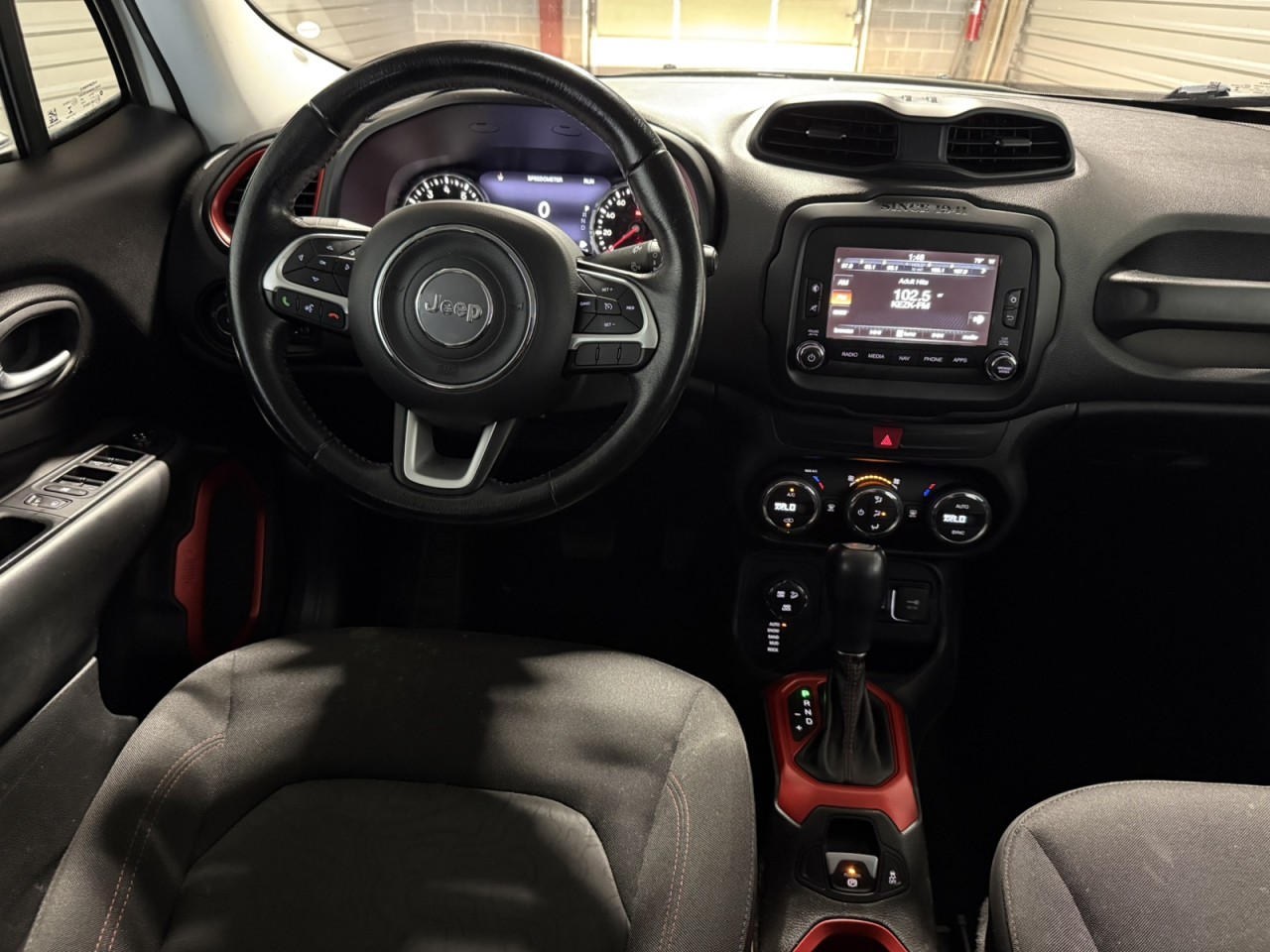 2017 Jeep Renegade Trailhawk - Photo 9