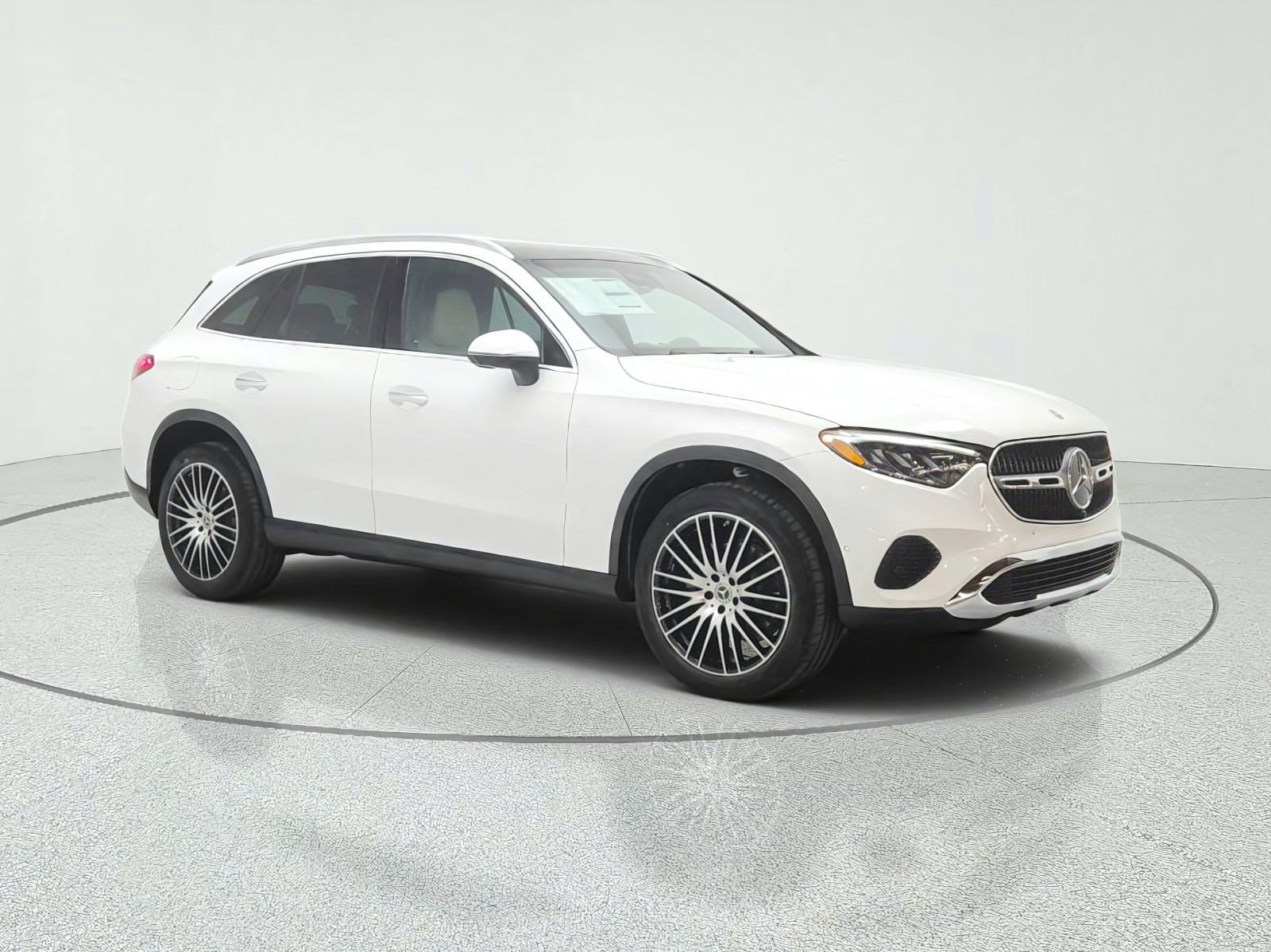 New 2027 Polar White Mercedes-Benz GLC 300 SUV image 3