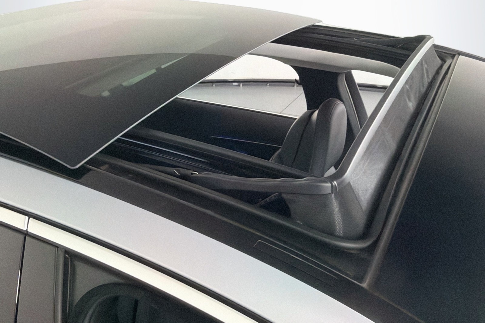 Certified Used 2026 Cirrus Silver Metallic Mercedes-Benz C 300 image 24