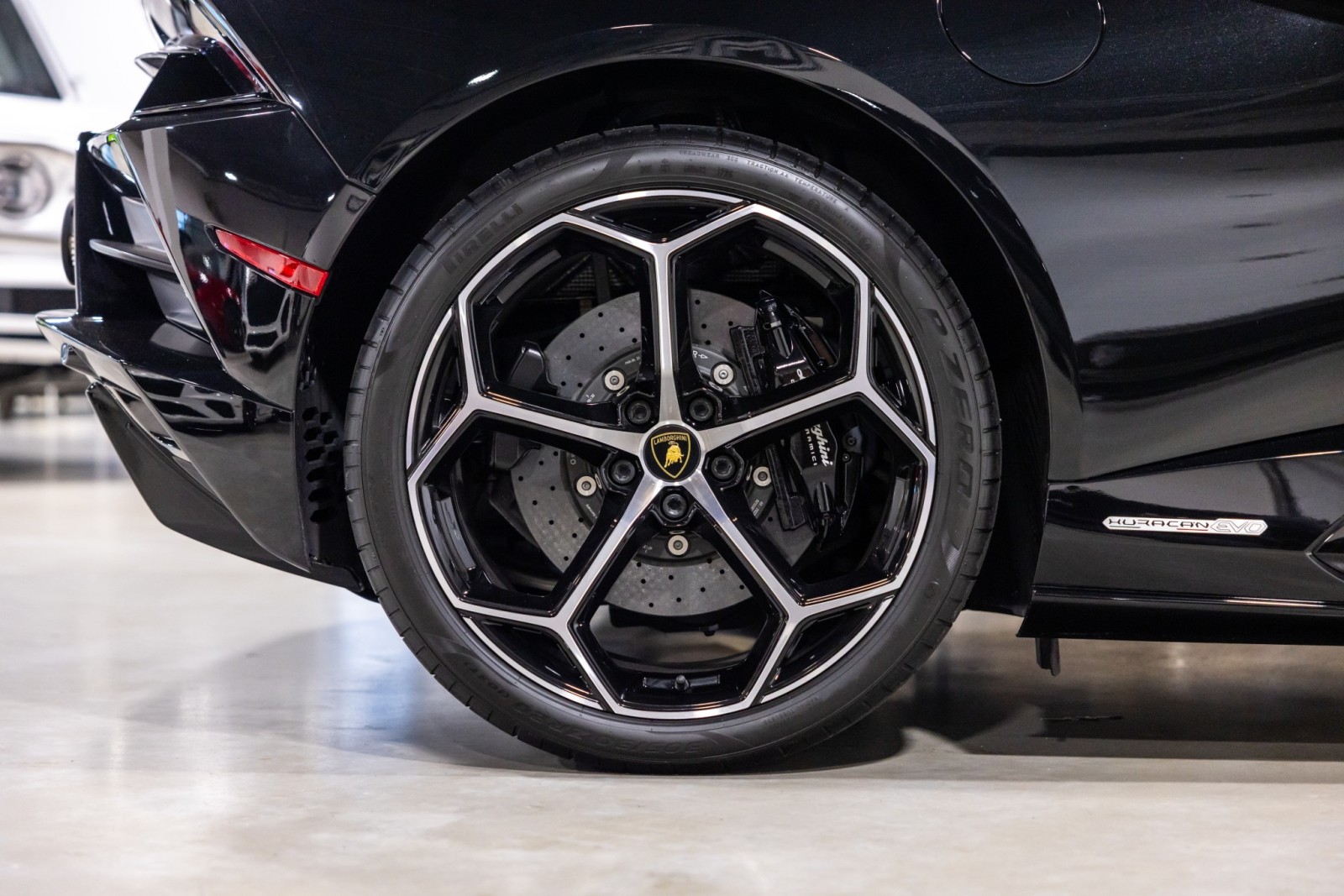 2023 Lamborghini Huracan EVO - Photo 27