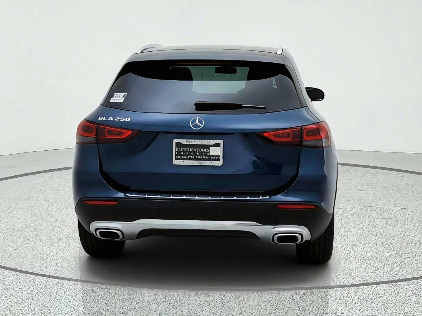 Used 2021 Denim Blue Metallic Mercedes-Benz GLA 250 image 10