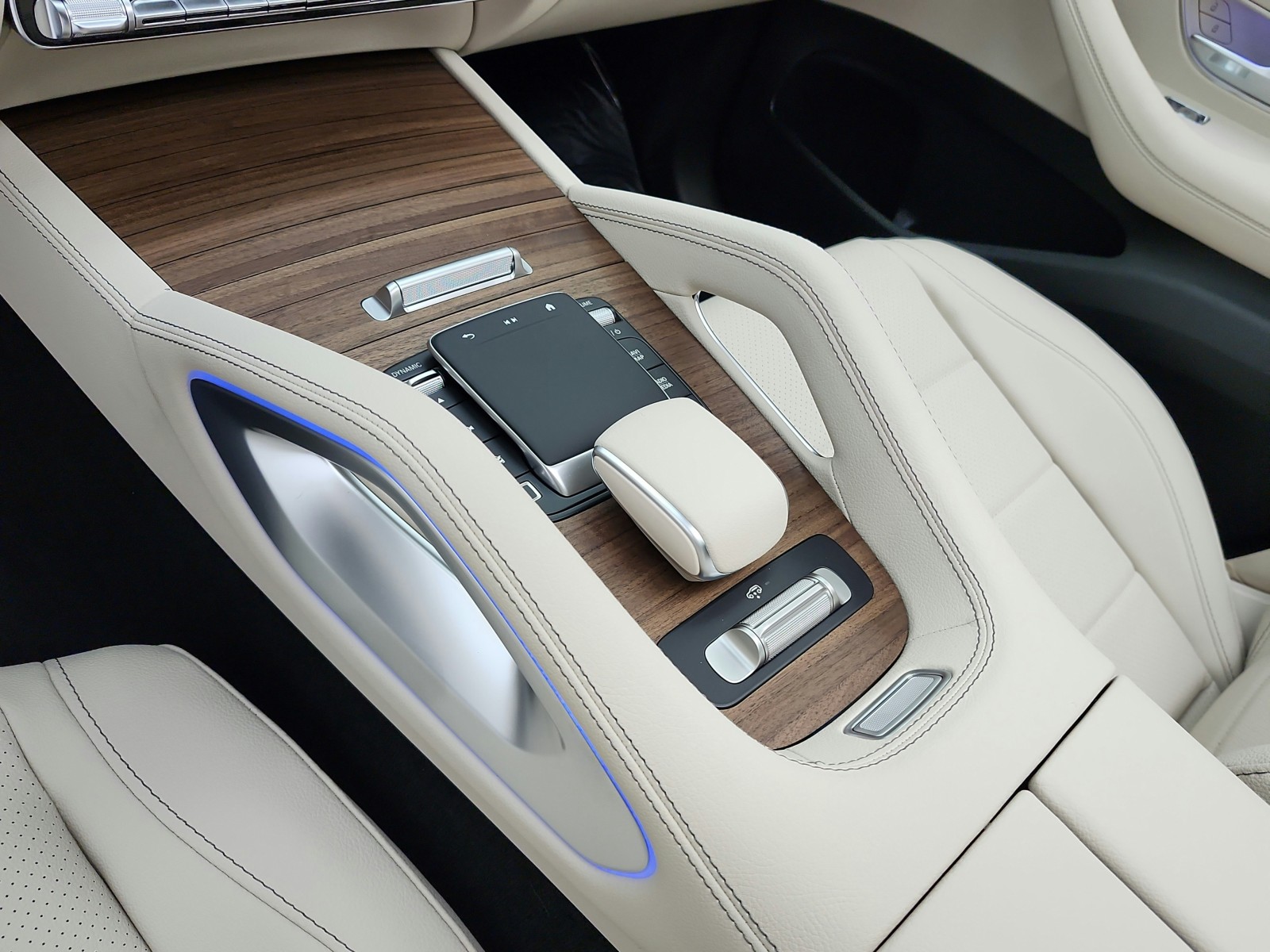 New 2026 Polar White Mercedes-Benz GLE 450 image 10