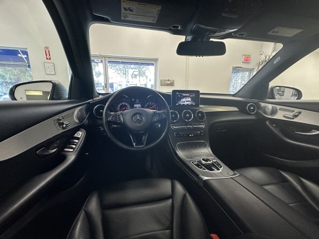 2019 Mercedes-Benz GLC GLC 300 37