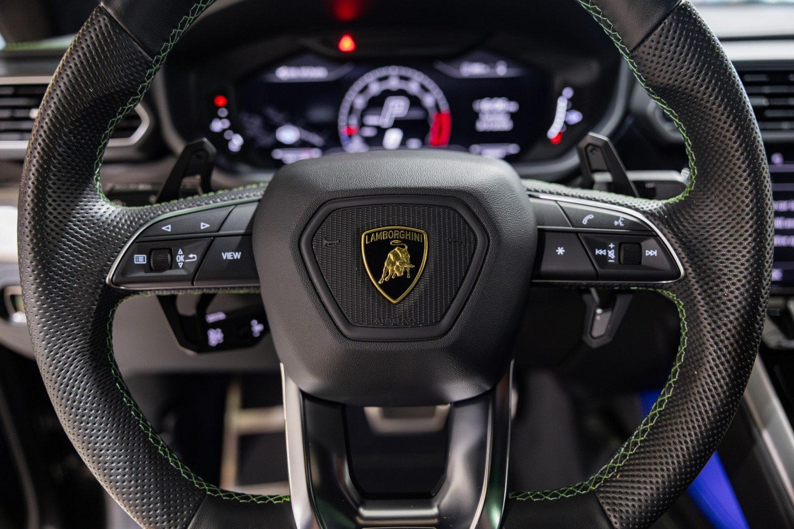 Used Car 2023 Lamborghini Urus  S For Sale Under $250,000 In Boerne, Texas