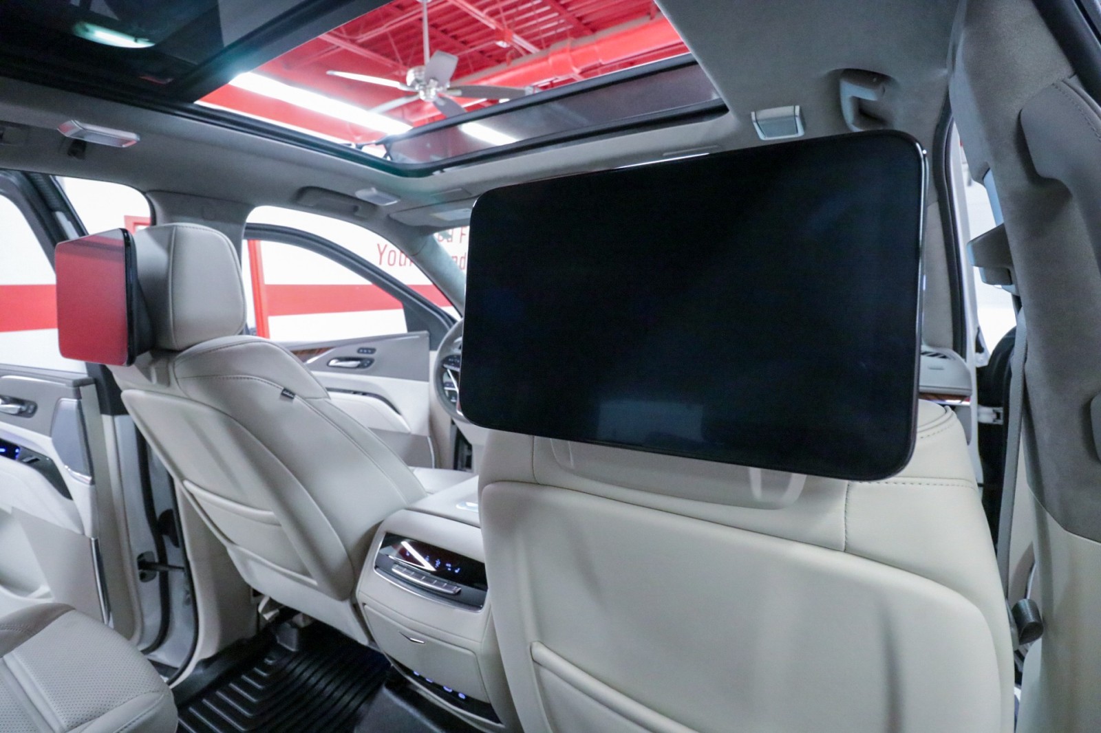 Used Car 2024 Cadillac Escalade Esv  4wd Sport Platinum For Sale Under $100,000 In Austin, Texas