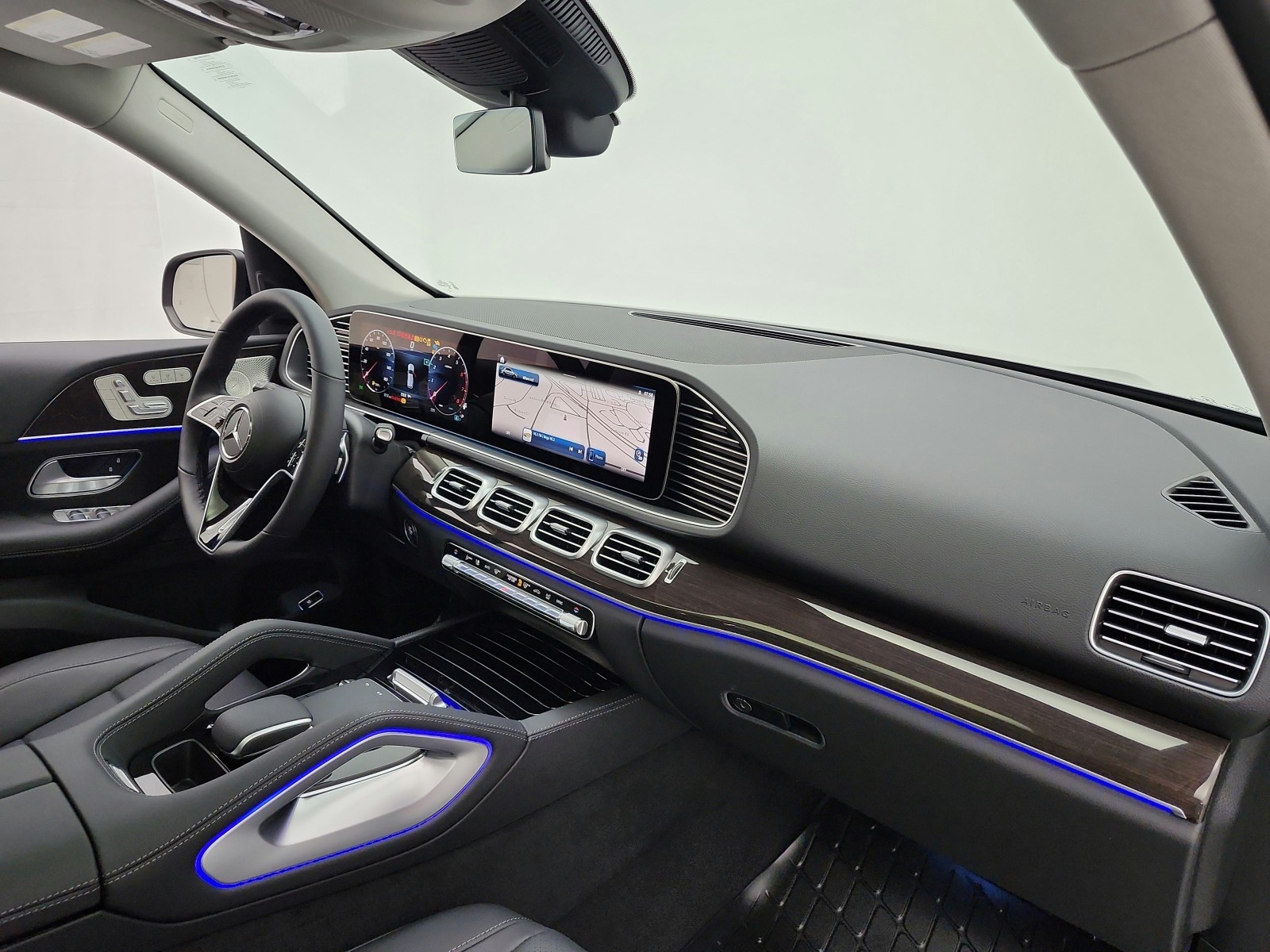 New 2026 Black Mercedes-Benz GLE 450 image 14