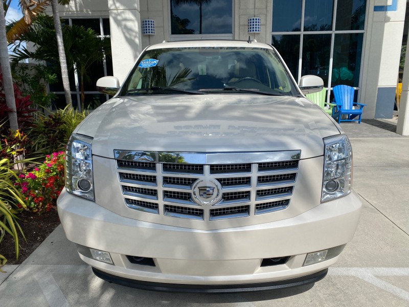 2010 Cadillac Escalade SUNROOF NAV Premium LOW MILES 66,933 in ,