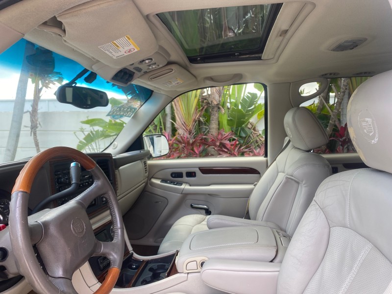 2002 Cadillac Escalade LOW  MILES 67,881 1 OWNER in , 