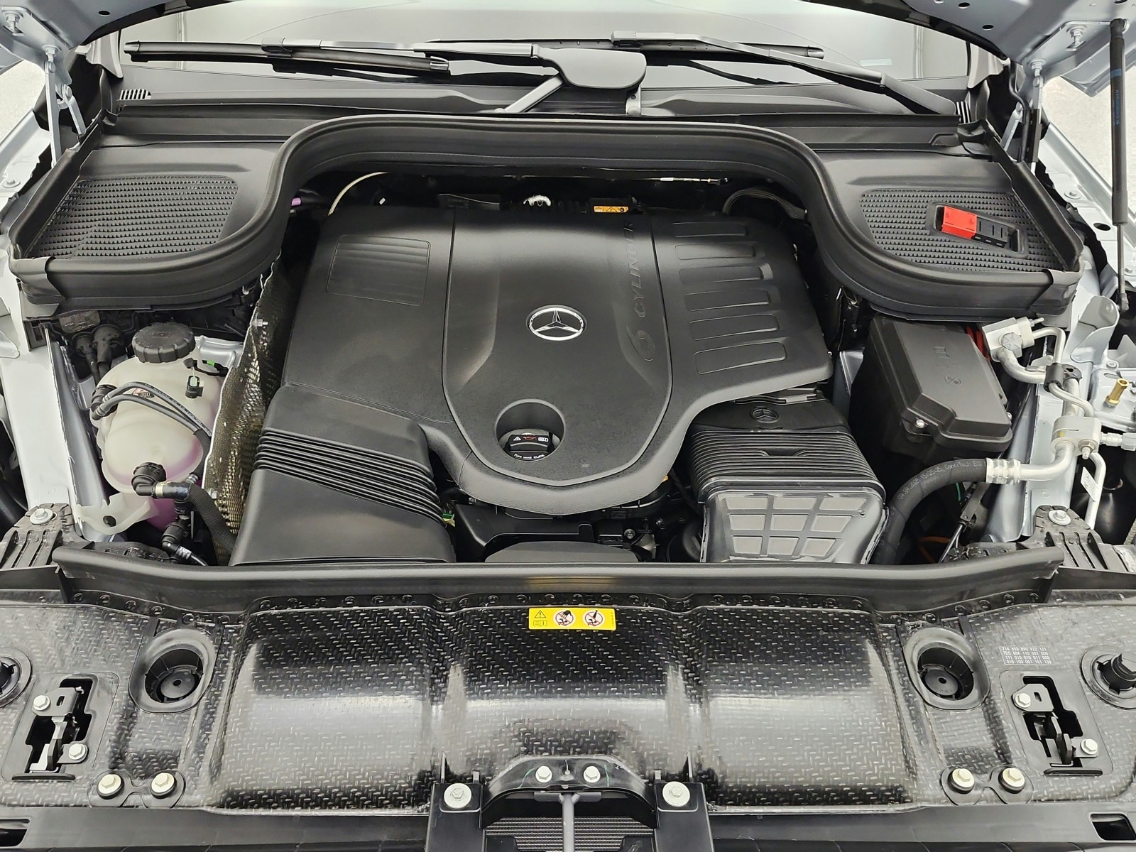 New 2026 Cirrus Silver Metallic Mercedes-Benz GLE 450 image 13