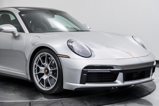 2022 Porsche 911 Turbo 12