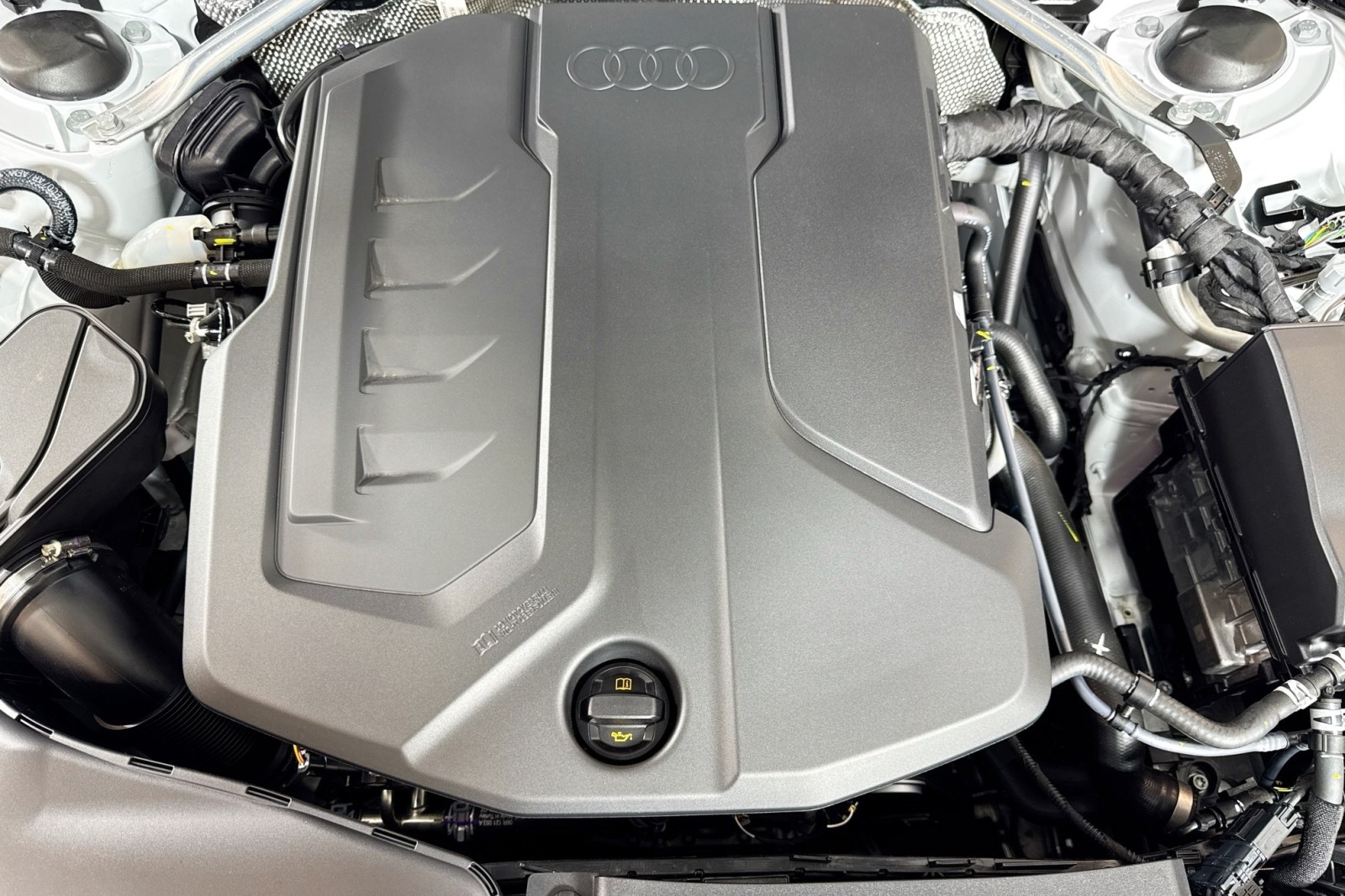 New 2025 Glacier White Metallic Audi Premium 2.0 TFSI quattro image 26
