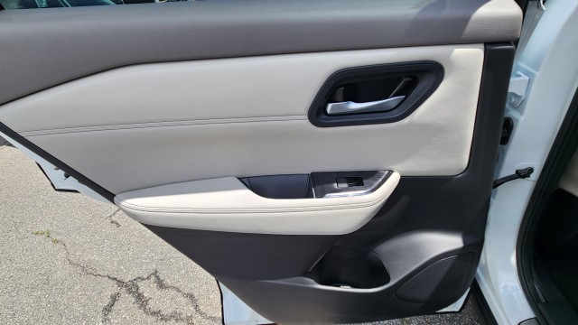 NissanRogue35