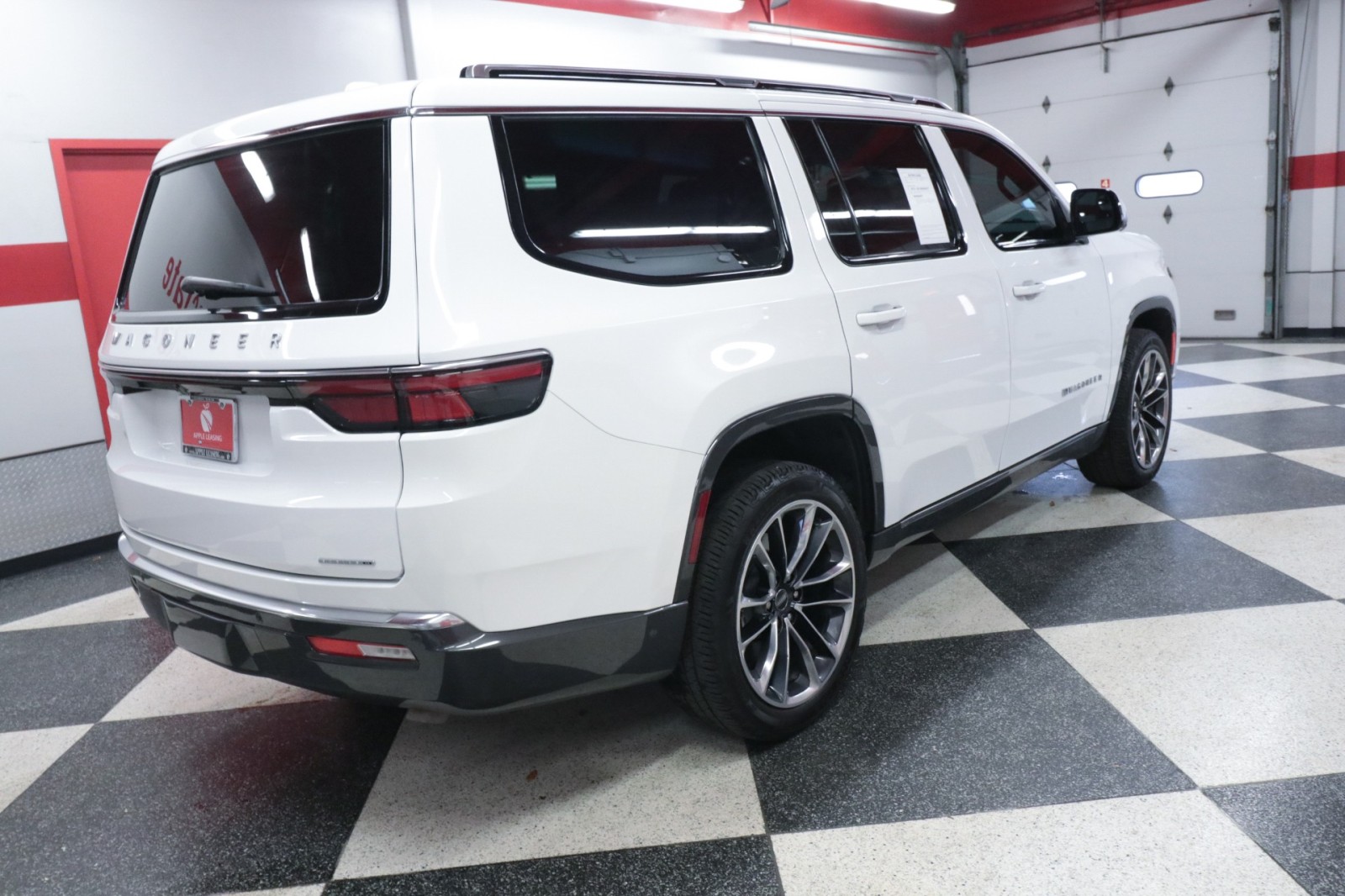 Used Car 2022 Jeep Wagoneer  Series Iii For Sale Under $35,000 In Austin, Texas