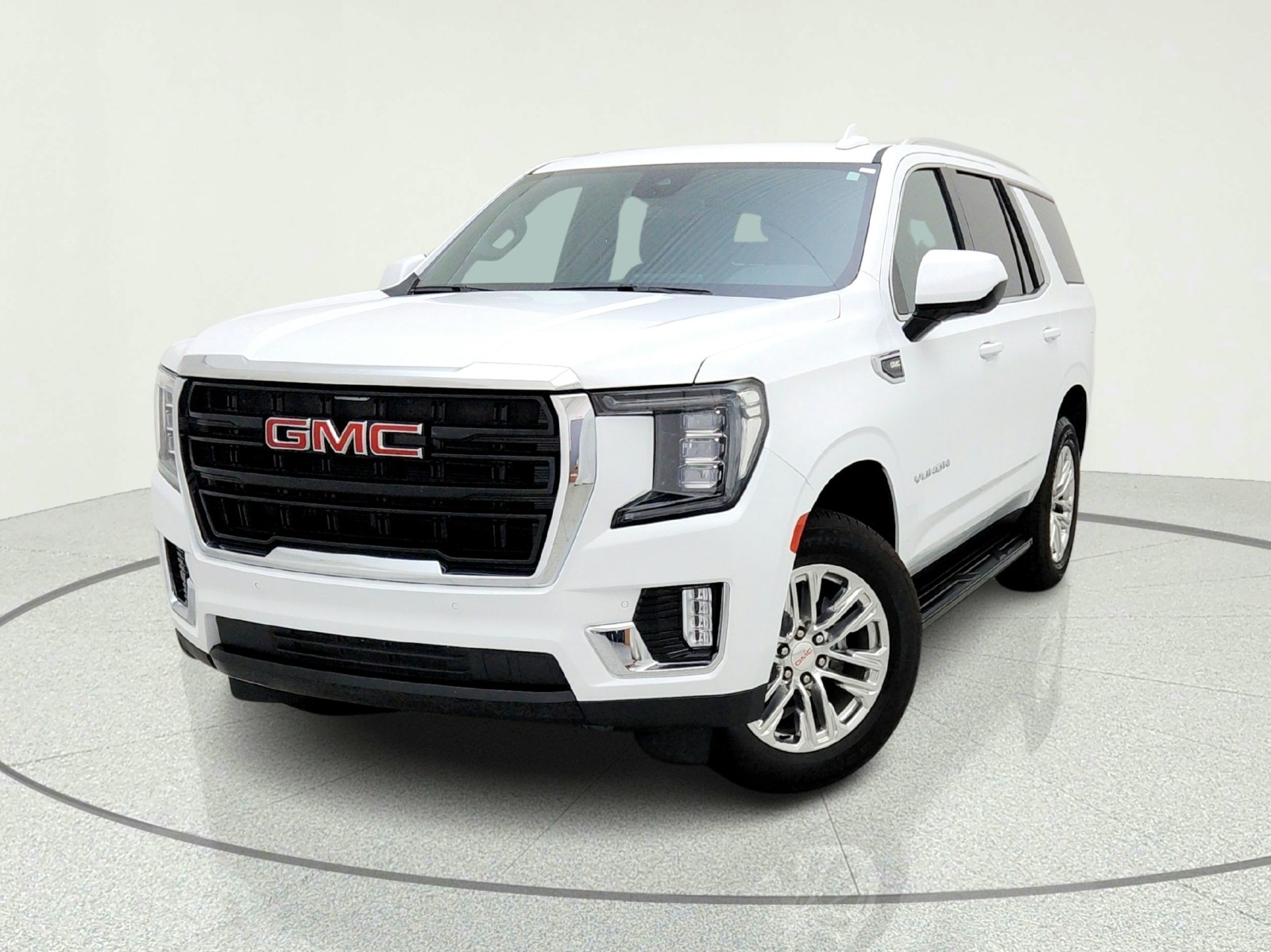 Used 2024 Summit White GMC SLE image 2