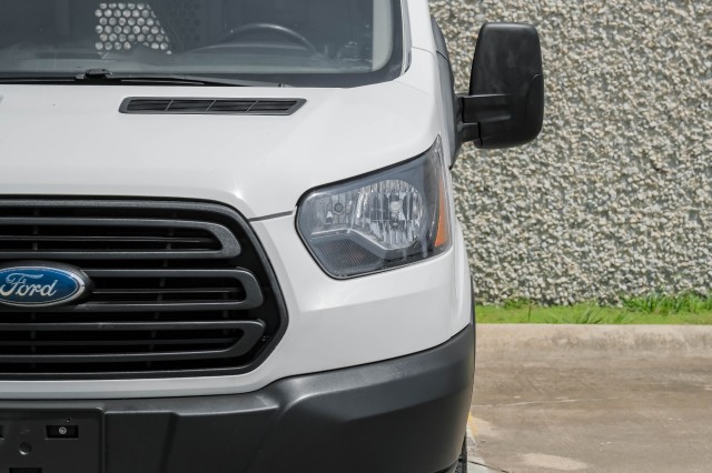 2019 Ford Transit Van  46