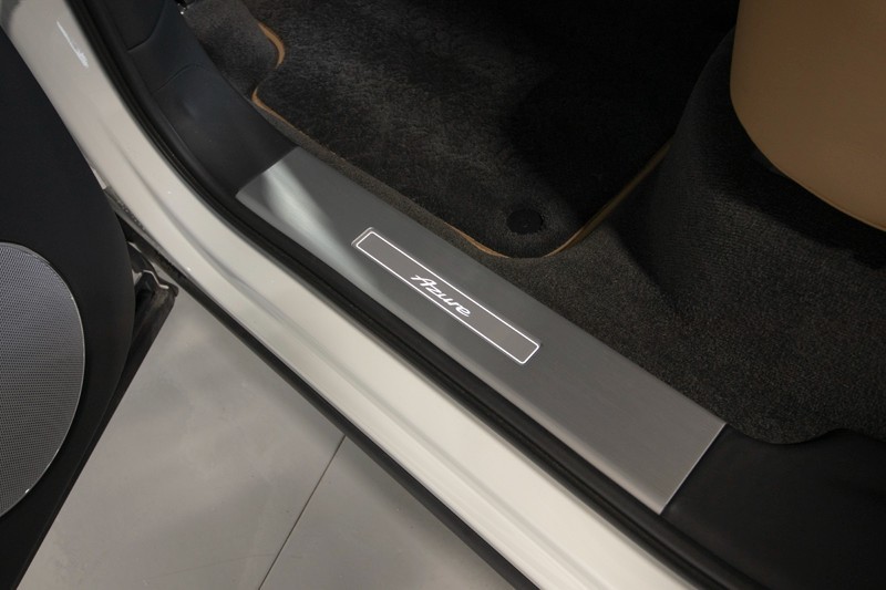 2024 Bentley Bentayga EWB Bentayga EWB Azure ($281,000 MSRP) *1-OWNER* in , 