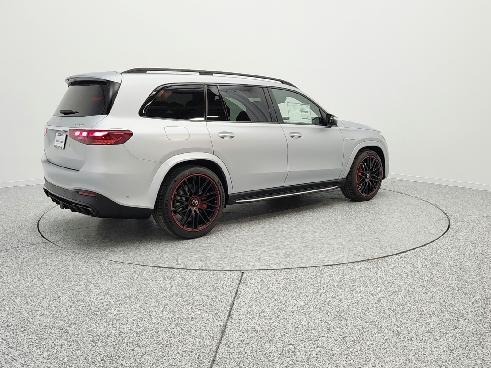 New 2026 CIRRUS SILVER MAGNO Mercedes-Benz AMG® GLS 63 image 5