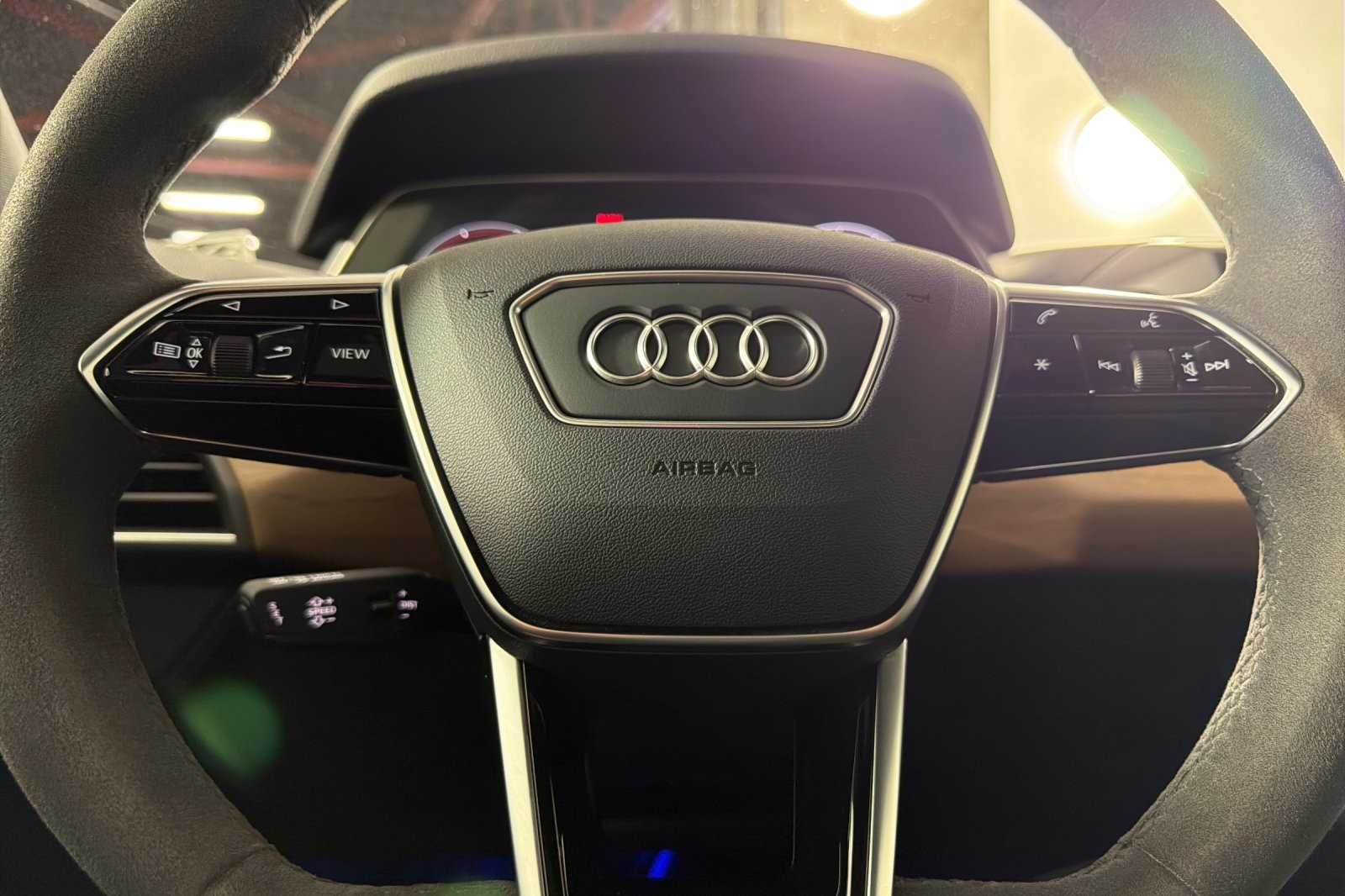 Used 2024 Daytona Gray Pearl Effect Audi Premium Plus quattro image 22