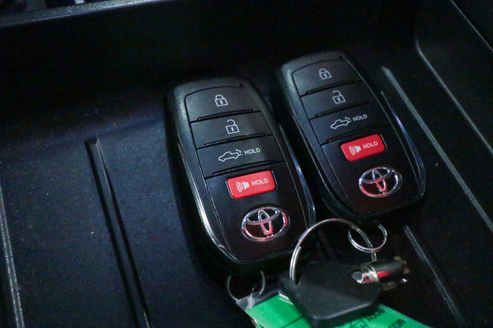 Used Car 2025 Toyota Tundra 4wd  Platinum Hybrid For Sale Under $60,000 In Austin, Texas