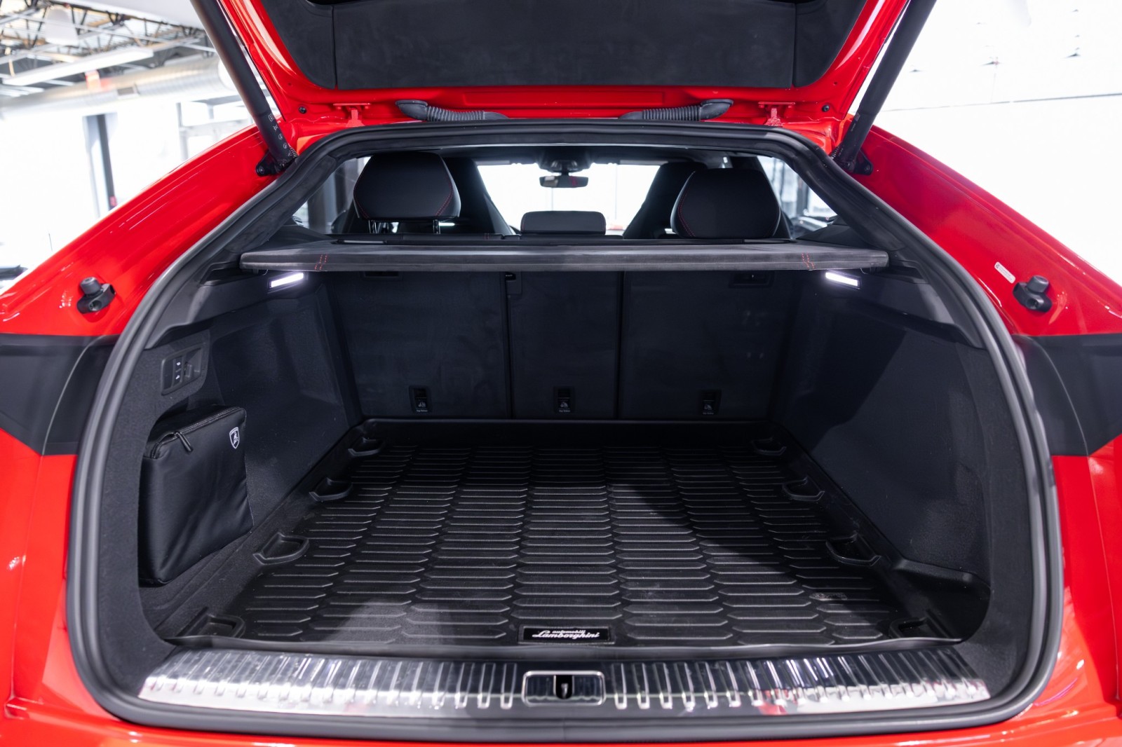 Used Car 2022 Lamborghini Urus  For Sale Under $230,000 In Boerne, Texas