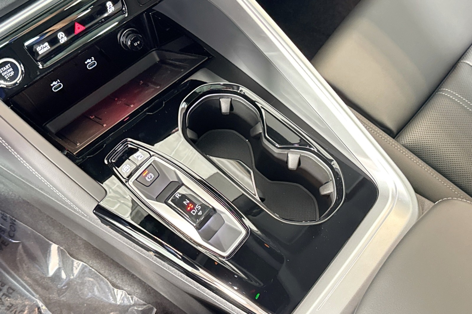 New 2025 Tambora Gray Metallic Audi Premium Plus 2.0 TFSI quattro image 14