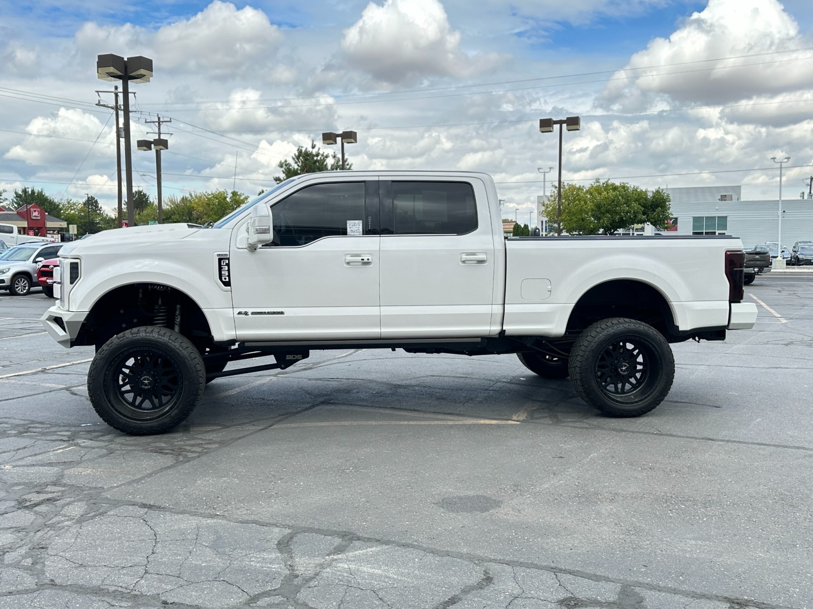 2017 Ford Super Duty F-350 SRW Platinum 16