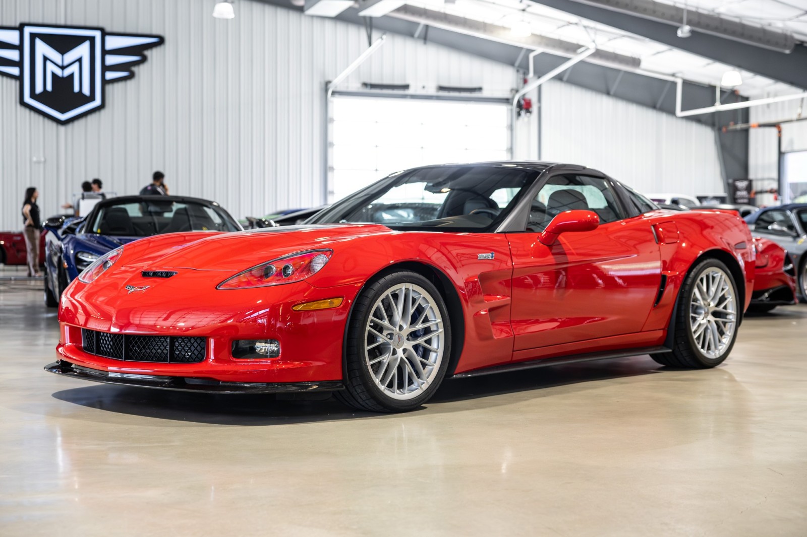 2011 Chevrolet Corvette ZR1 - Photo 2