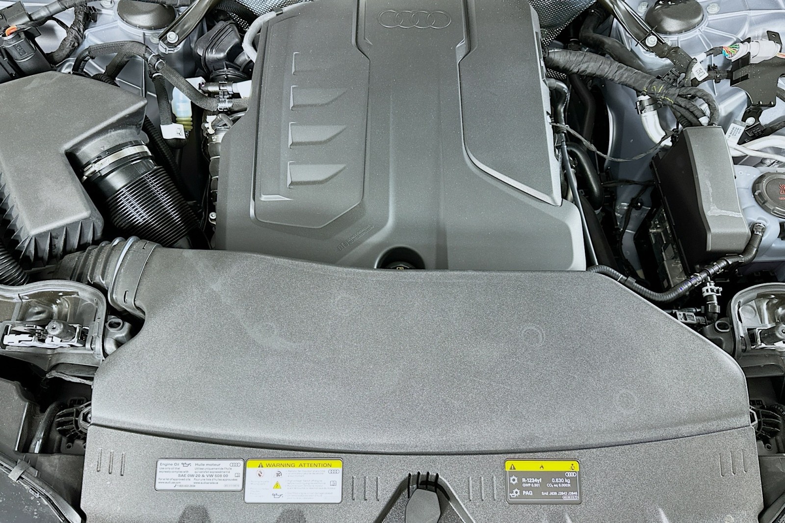 New 2026 Florett Silver Metallic Audi Premium image 12