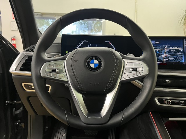 2023 BMW X7 xDrive40i 34