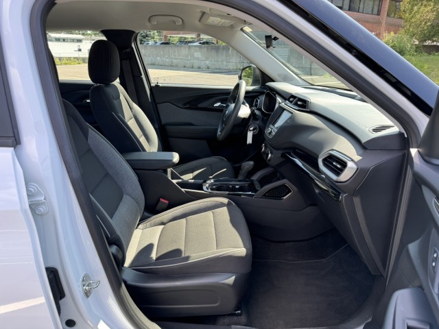 2021 Chevrolet Trailblazer LS 16