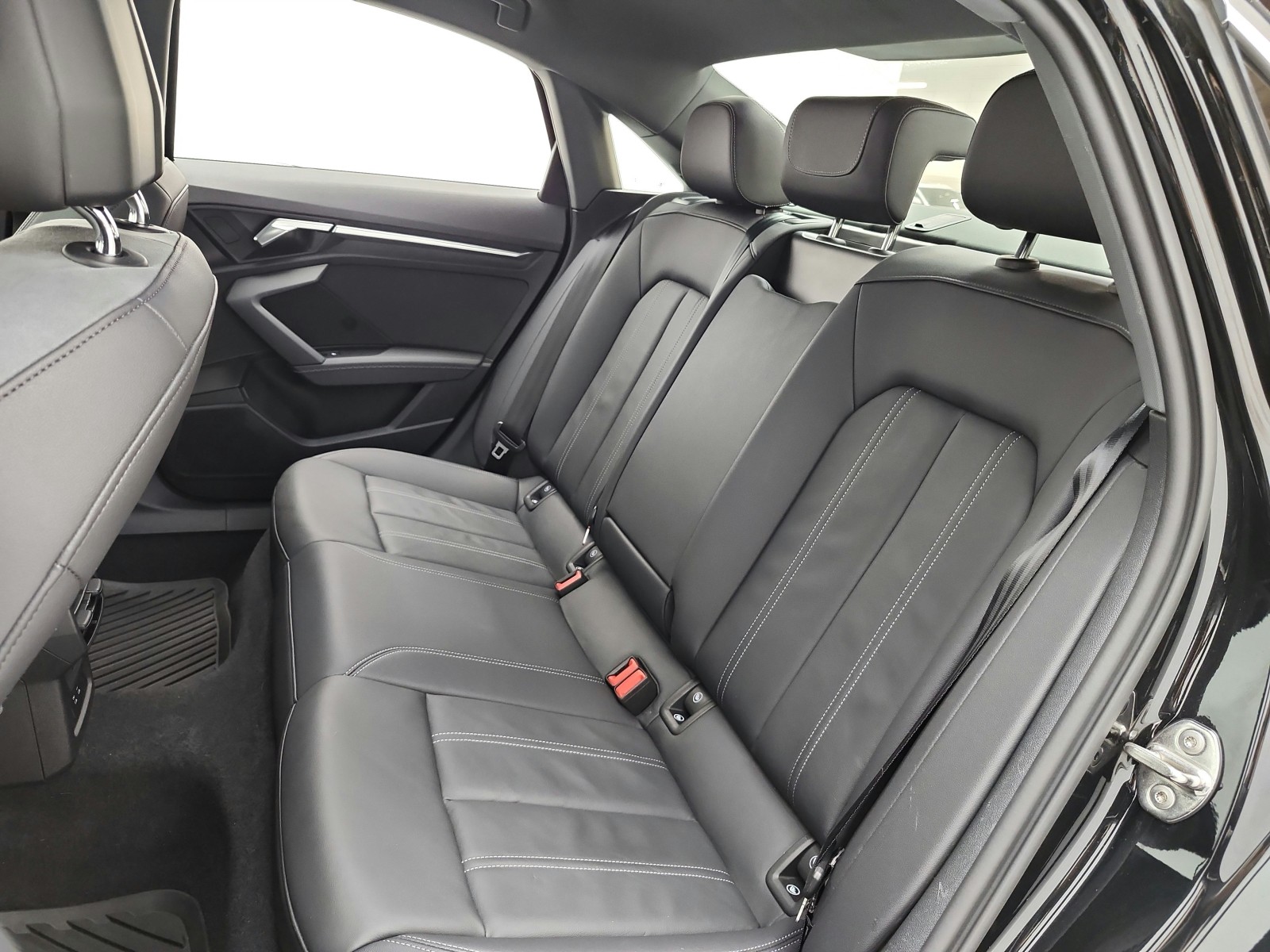 Used 2023 Mythos Black Metallic Audi Premium image 13