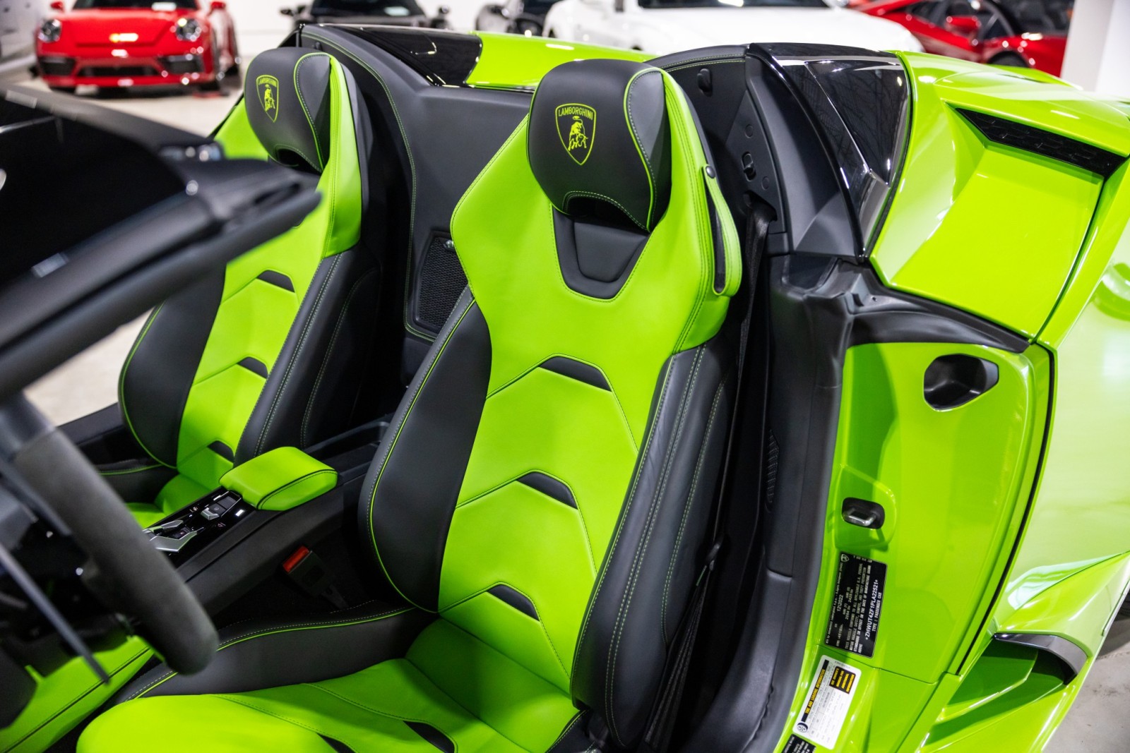 2023 Lamborghini Huracan EVO - Photo 38